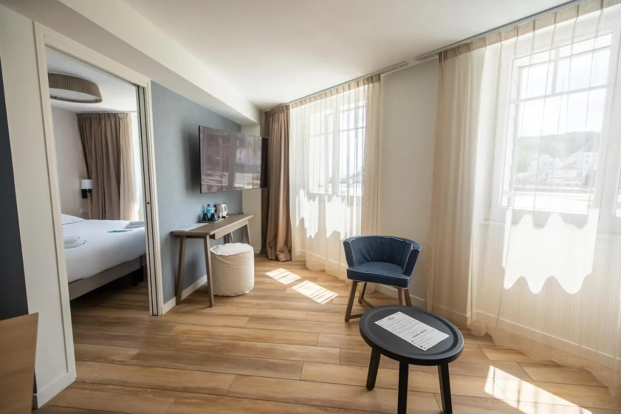 Hotel De La Baie Κροζόν